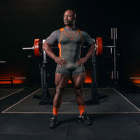 Singlet Powerlifting SBD pour la musculation et les sports de force – édition Forge (gris)