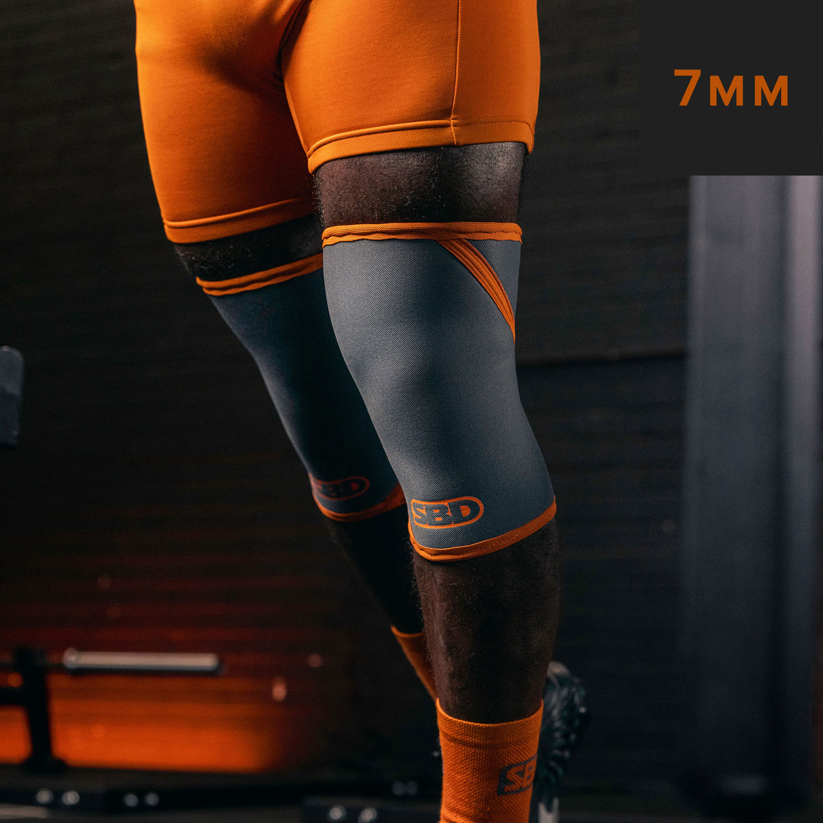 Genouillères 7mm SBD pour la musculation et les sports de force – édition Forge (gris)