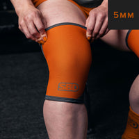Genouillères 5mm SBD pour la musculation et les sports de force – édition Forge (orange)