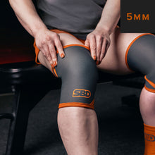 Genouillères 5mm SBD pour la musculation et les sports de force – édition Forge (gris)