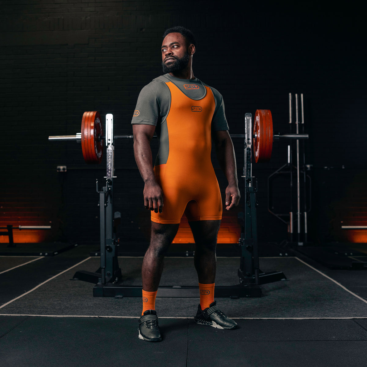 Singlet Powerlifting SBD pour la musculation et les sports de force – édition Forge (orange)